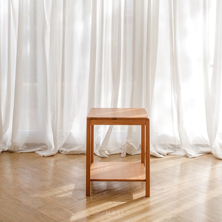 โต๊ะข้างไม้ยางพารา MAAI DESIGN รุ่น DABURU SIDE TABLE สีโอ๊ค